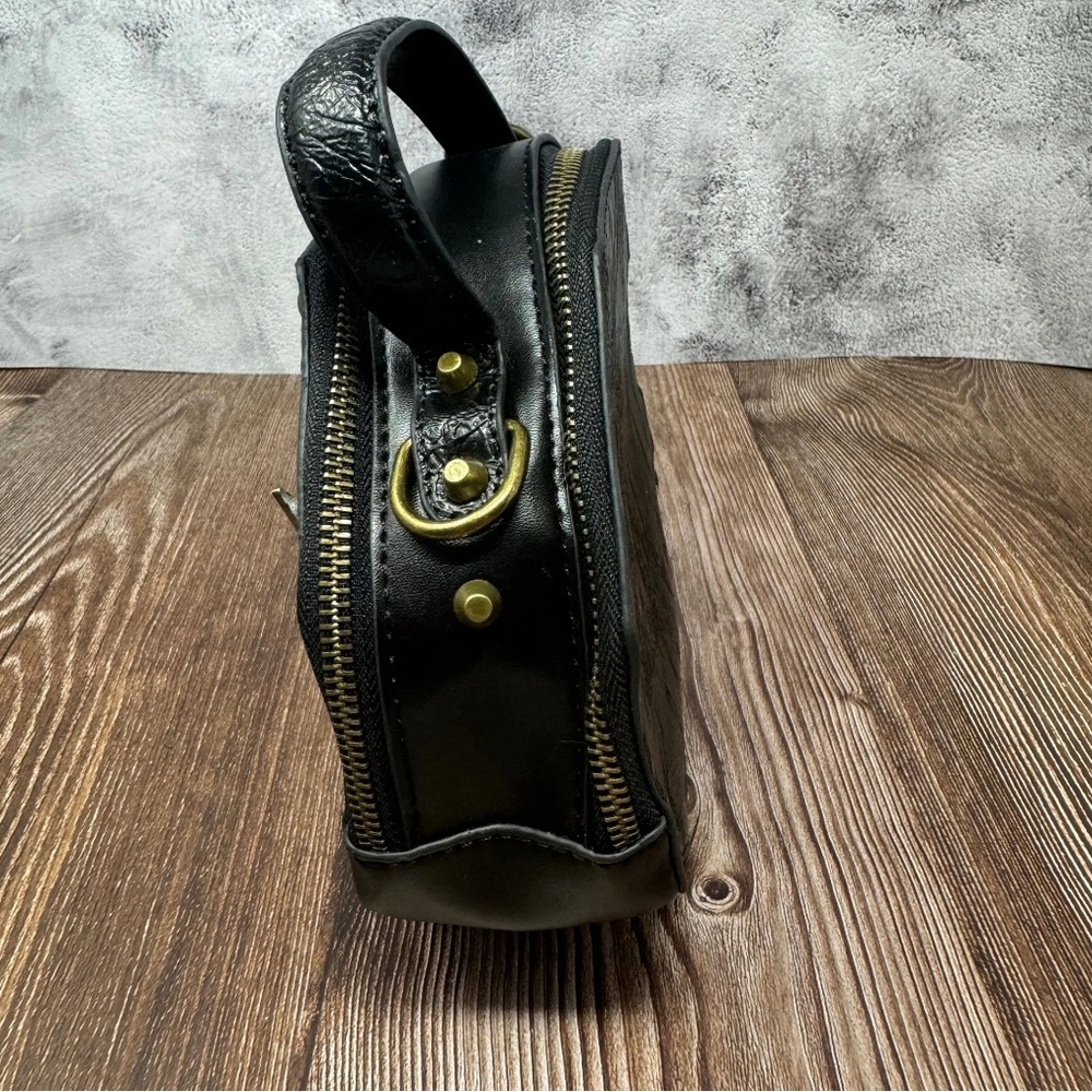 Steampunk Renaissance vegan leather octagon Crossbody handbag - Picture 5 of 5